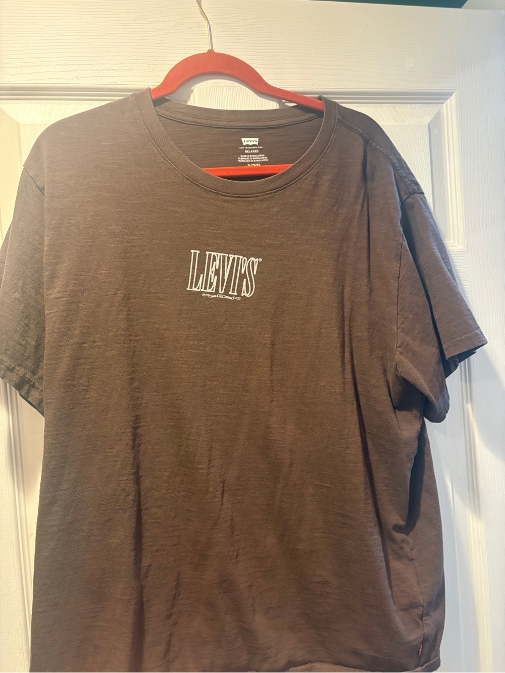 Levi's Men's Brown Crewneck Logo Tee